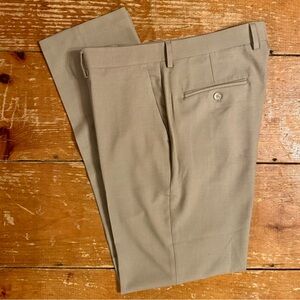 Haggar Premium Comfort Slim Fit Men’s Tan Dress Pants, 34x32